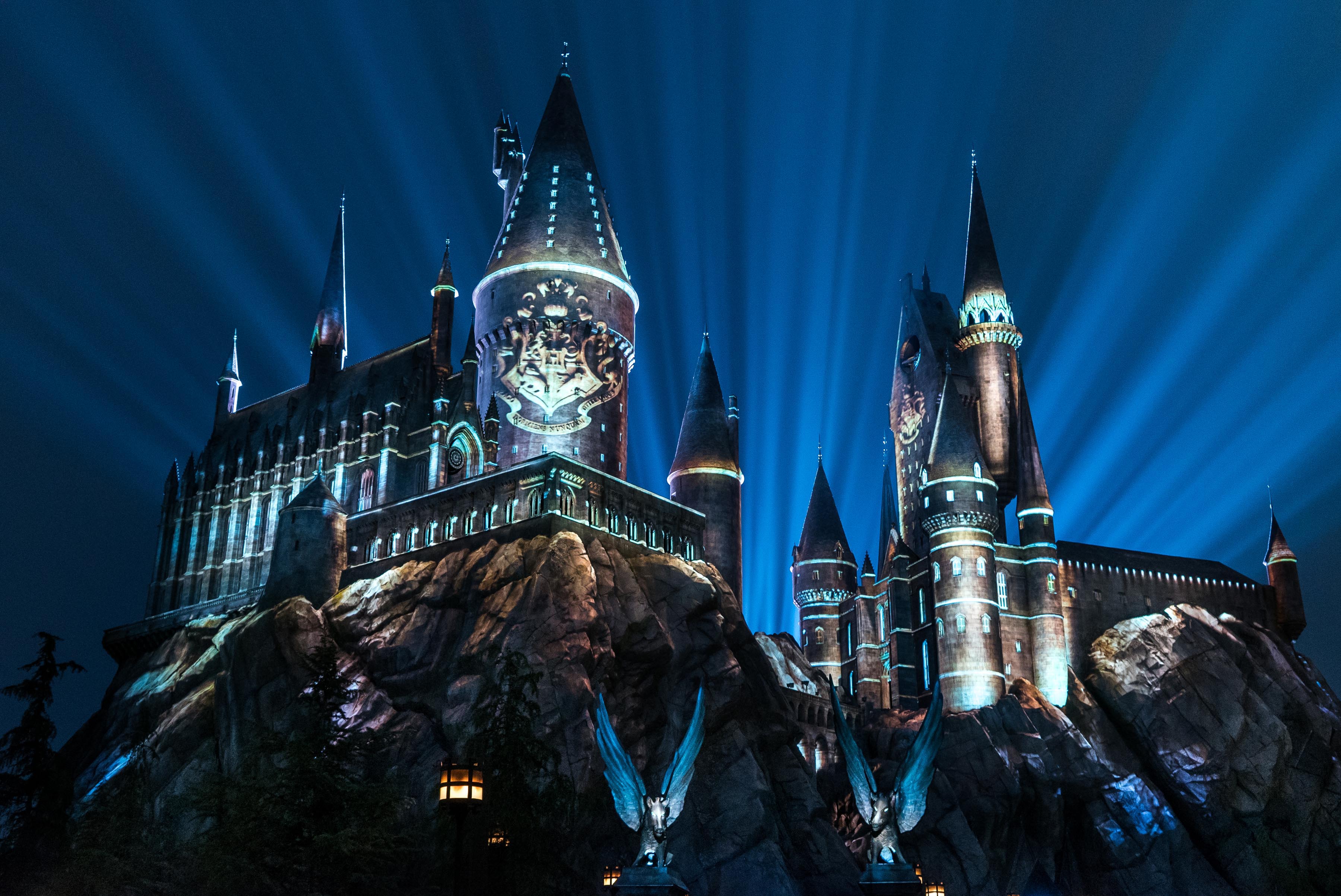 The Nighttime Lights at Hogwarts Castle_WWoHP at USH 2018